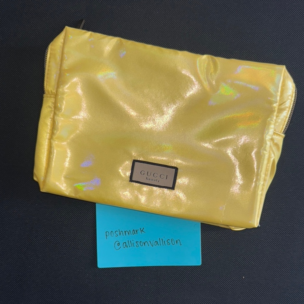 Gucci beauty Shiny Yellow Cosmetic pouch GWP